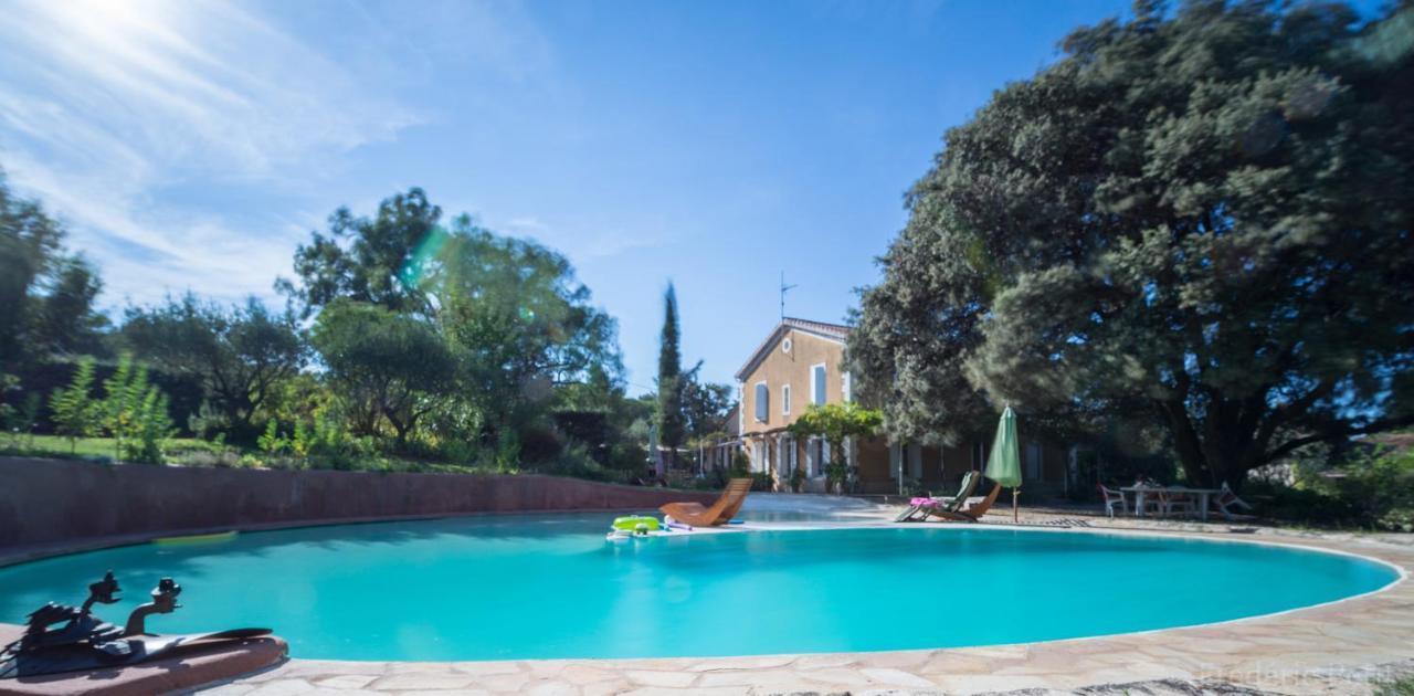 Sabran Le Fer En Ceze Bed & Breakfast エクステリア 写真
